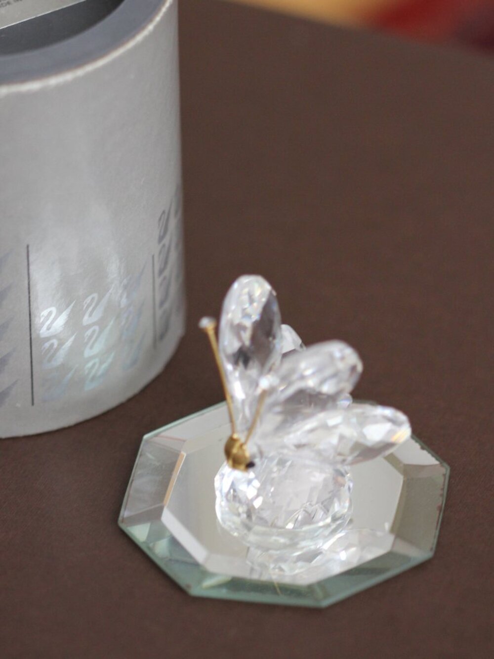 Swarovski crystal mini butterfly figurine ( 7667NR035)